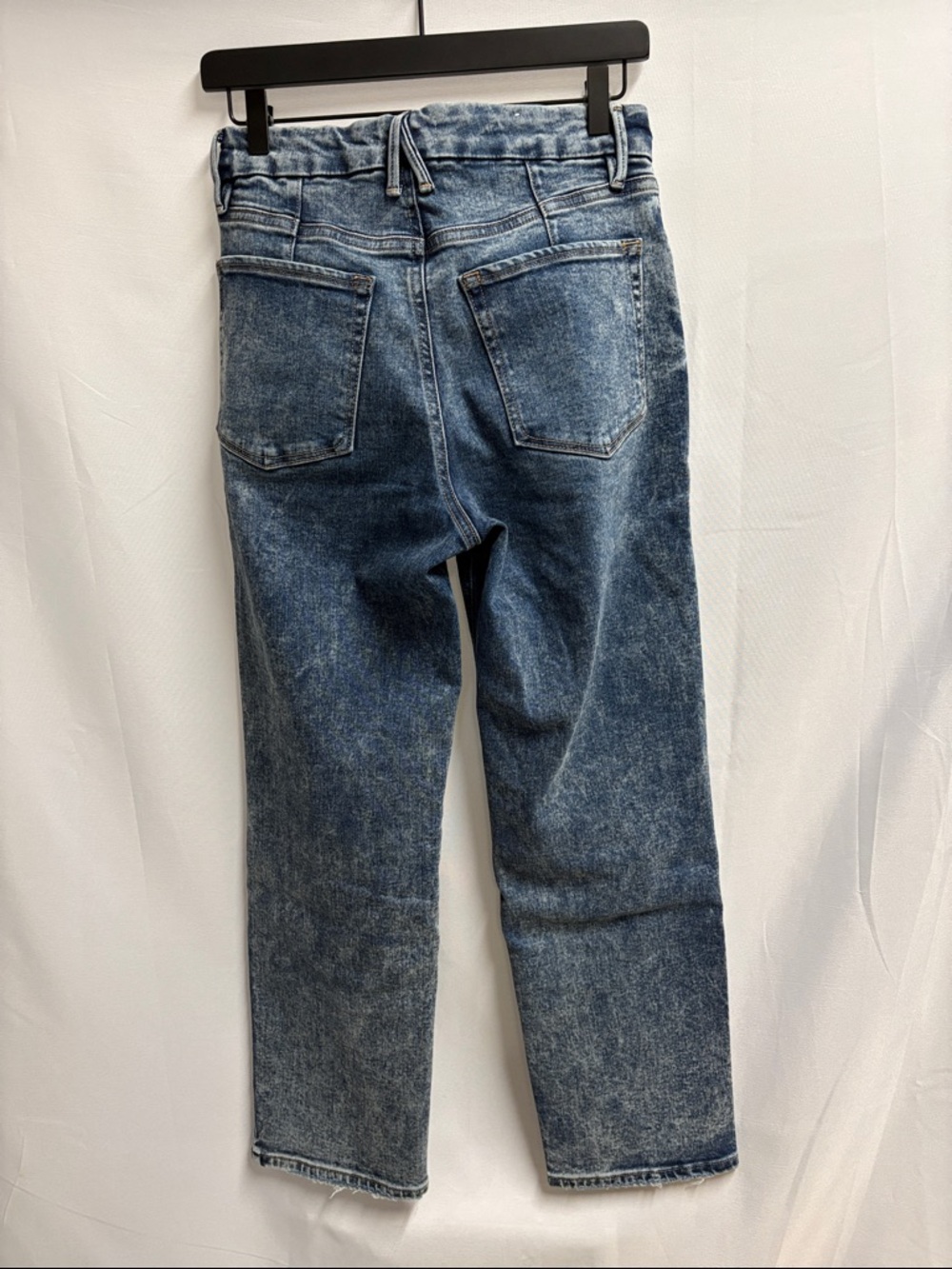 Good American Good Icon Cropped Straight Jeans Indigo480 Size 6/28 - Picture 4 of 6